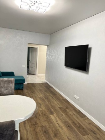 Власник.Простора квартира 85 кв/м.Продам терміново! - фото 1