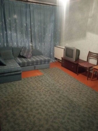 *Продам 2 кімнатну квартиру на Молодіжному - фото 1