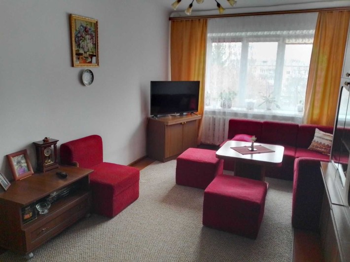 Продам 3-кімнатну квартиру в Луцьку - фото 1