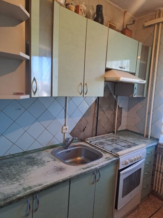 Продам 3 комнатную в кирпичном доме - фото 1