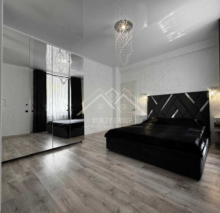 Продаж 2к Сталінки з дизайнерським ремонтом на 96 кварталі - фото 1