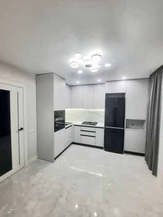 Продам 1 кім. Квартиру з ремонтом та меблями - фото 1