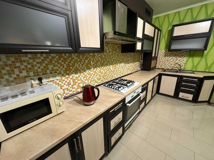 Продам велику 1-кімнатну квартиру біля Центрального парку! - фото 1
