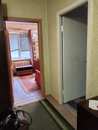 Продам двох кімнатну квартиру - фото 1