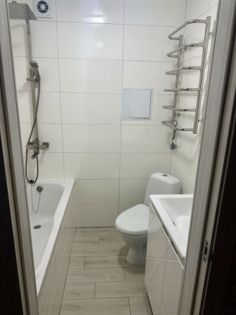 Отл расположение! ул Федора Караманиц 34, 3/5, кирп дом - фото 1