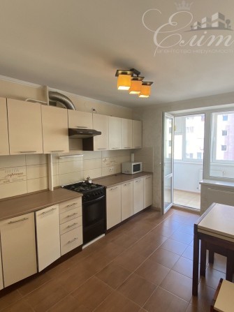 Продаж 1 кім. квартира, вул. Гетьмана Мазепи 175 А - фото 1