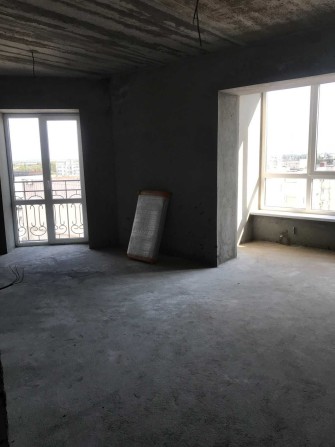 Продається 3-х кімнатна квартира в новобудові. - фото 1