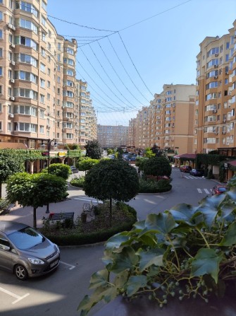 Однокімнатна квартира по центральній алеї ЖК Софія Сіті. Євро 2к 51,4. - фото 1
