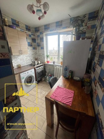 Продам 1 кімнатну квартиру в центрі - фото 1