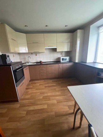 Продам квартиру по Автокразівському бульвару - фото 1