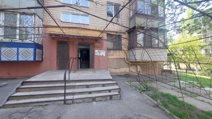 Продам 3-х комнатную квартиру по ул Павла Глазового (Балакина) - фото 1