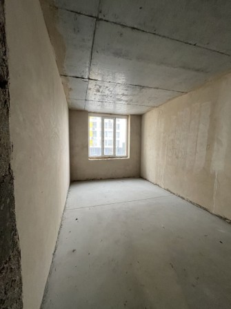 Продам квартиру в готовому будинку, можна на ремонт. Мінімальне оформ. - фото 1