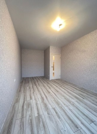 Продаж 1 кімнатної квартири 38 м2 нової з ремонтом 20 хв метро Академ - фото 1
