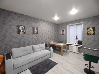 Продаж квартири по вул. Тихвінська, буд. 4(КРЕС) Кривой Рог