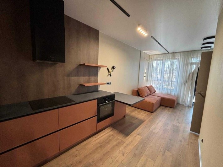 Продаж 1-к квартири+ВЕЛИКА кухня студія та ТЕРАСА 12м2 в ЖК Utlandia-2 - фото 1