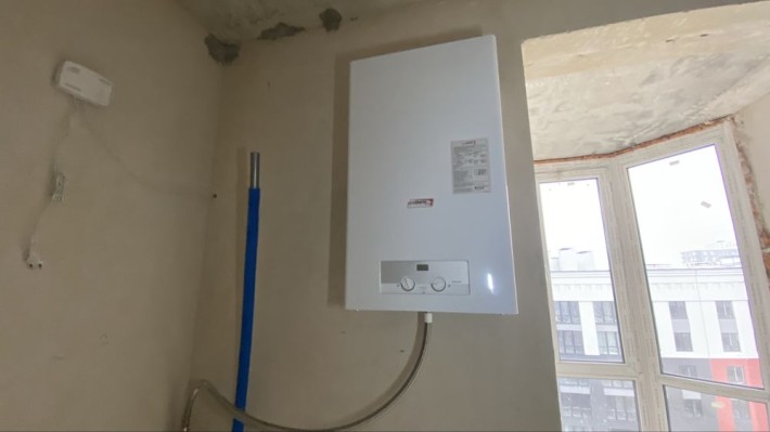 Терміново!3 кімнатна квартира з газом ,85.5 м2 ,швидкий виїзд на Київ - фото 1