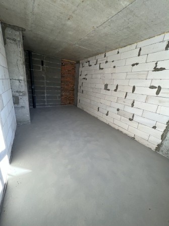 Продам 3-х кімнатну квартиру  87 м2 - фото 1