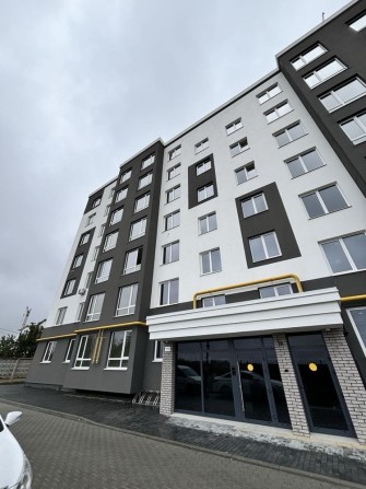 ЖК Петрівські липки, 1 кімнатна  40 м/ квартира у передмісті Києва - фото 1