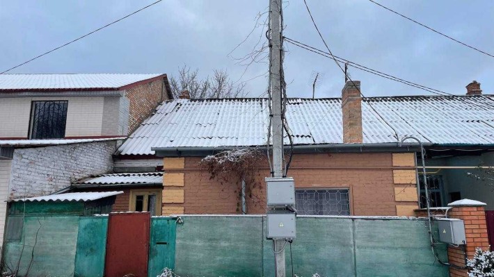Продаётся квартира в частном доме,дом,часть дома район БАМ,Ушинского - фото 1