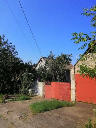 Продам Дом по улице Вишневая р-н Украины - фото 1