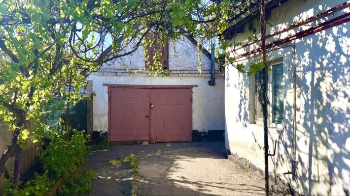 Срочно продам 1/2 часть дома район Димитрова - фото 1