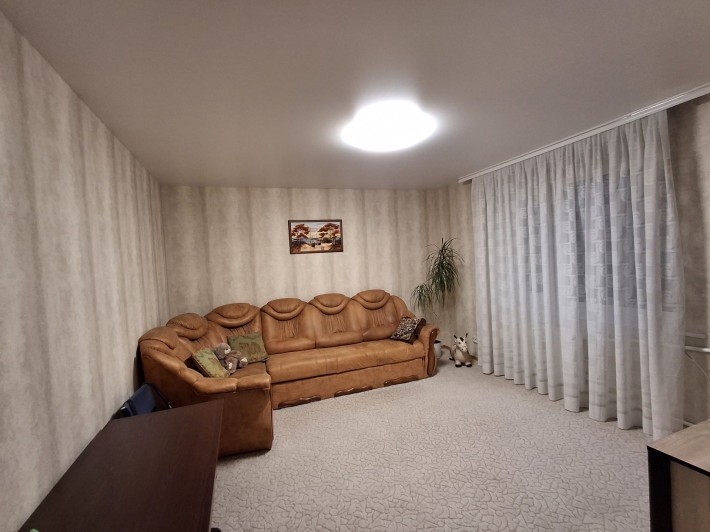 Продам Дом двух этажный  с мебелью и техникой - фото 1
