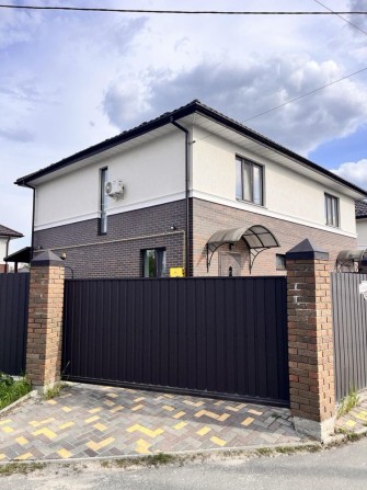 Продам дуплекс з ремонтом в Гостомелі. ГАЗ! 3.5 сот. ділянка! - фото 1