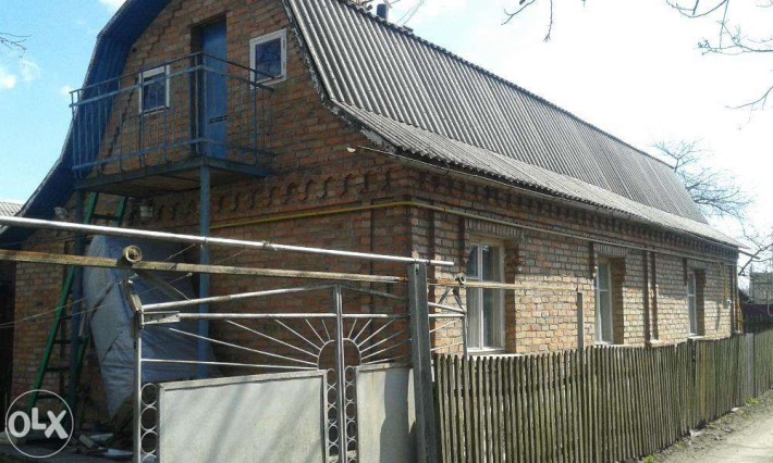 Продам дім в центрі міста - фото 1