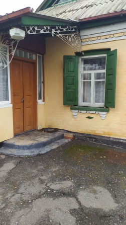 Окремий будинок на вулиці Травневій - фото 1