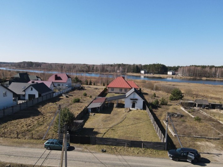 Невеликий будинок із земельною ділянкою 0,08 в красивому місці - фото 1