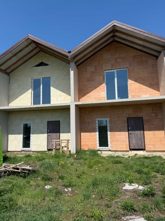 Таунхаус в Гостомелі за найкращою ціною! 1,8 сотки землі. Озера поряд - фото 1