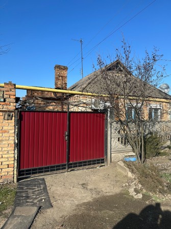Продается дом на берегу маленького водоема Обмен на квартиру - фото 1