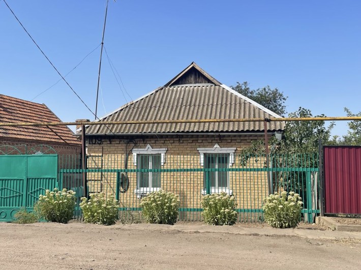 Продаж будинку  та земельної ділянки! - фото 1