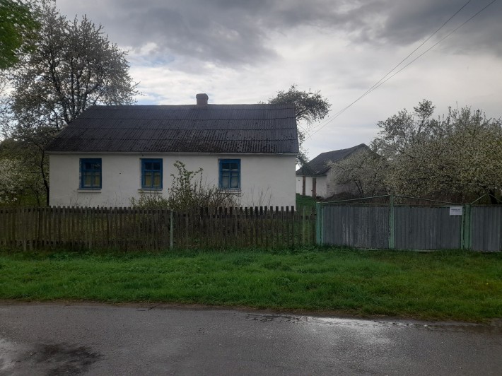 Продам хату село Головлі, Шепетівського р-ну.Хмельницьклї обл. - фото 1