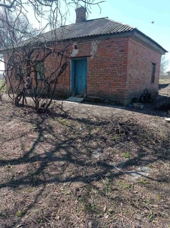 Продам дачу в дуже мальовничому мiсцi в селi Капустенцi - фото 1