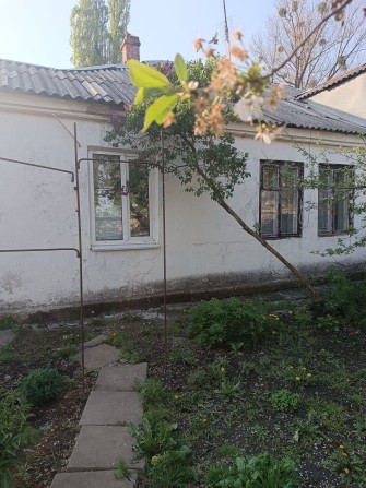 Продам частину будинку, квартиру на землі - фото 1