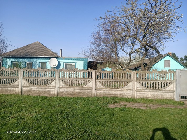 Продам будинок в центрі села Боршна - фото 1