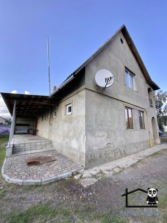 Продається великий будинок у затишному районі. - фото 1