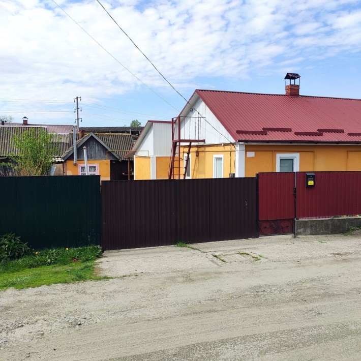 Продається частина будинку 55м2, 2 кімнати, є камін, опалення - фото 1