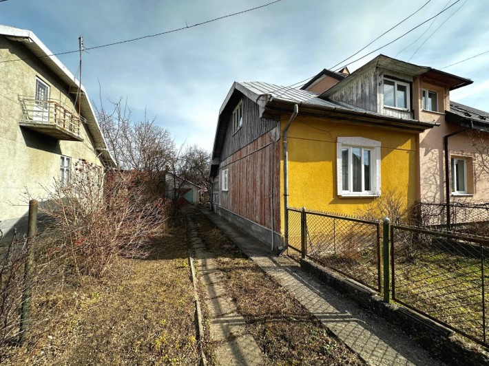 Продається житловий будинок м.Стрий (р-н новий світ) - фото 1