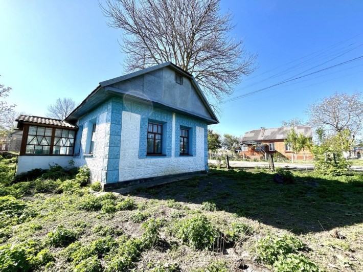 Продаж будинку в 15 км від міста - фото 1