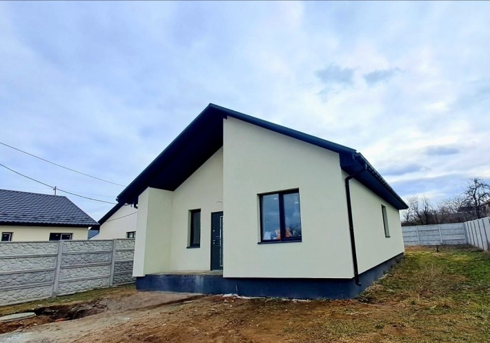 Продаж 1-поверхового будинку з ремонтом - фото 1