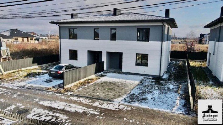 Дуплекс в Боратині в гарній локації - фото 1