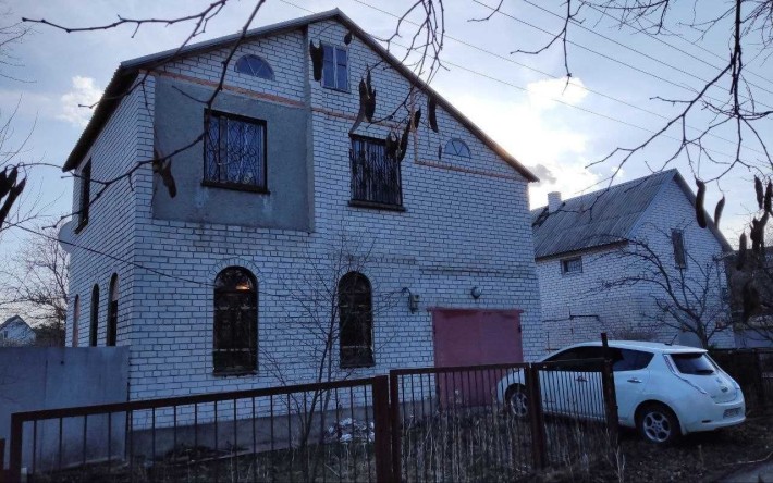 Продам надёжный и просторный дачный дом г Подгородное СТ Надежда - фото 1