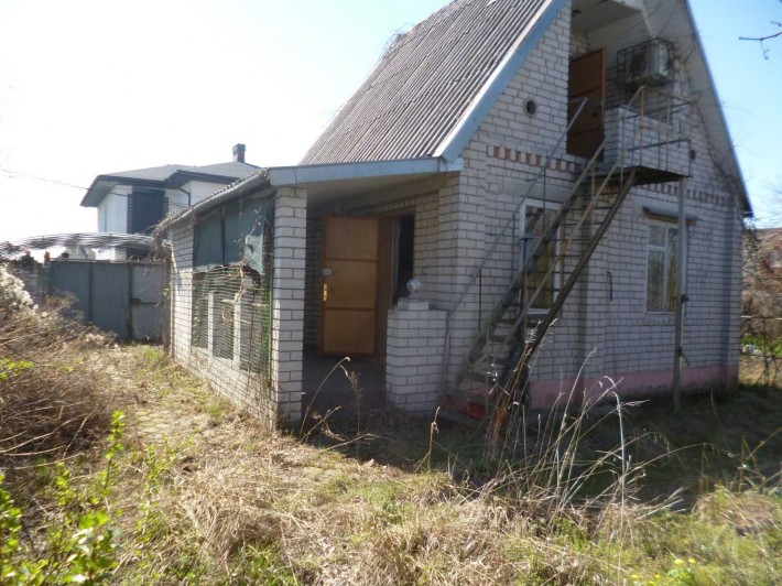 Продам дом в Обуховке ДК Изумруд - фото 1