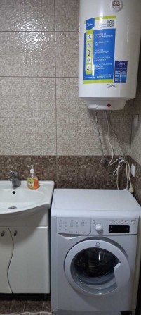 Будинок смт Брусилів, вул. Центральна в відмінному стані - фото 1