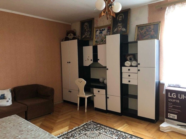 Два будинки на одній ділянці у передмісті Ужгорода - фото 1