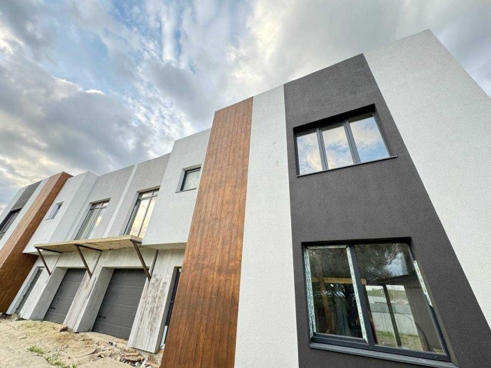 Продається Дуплекс 130 м2 з гаражем по Акційній ціні Вовчинець!!! - фото 1