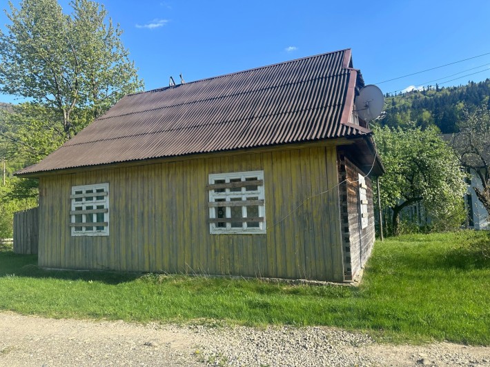 Продам деревʼяний будинок - фото 1