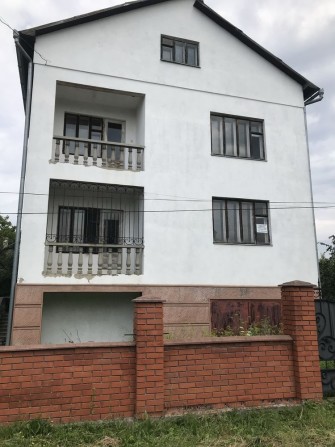 Продаж будинку в передмісті - фото 1
